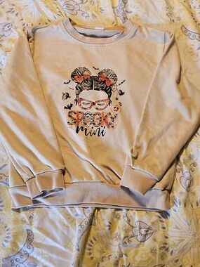 SHEIN Beige Halloween Graphic Pullover